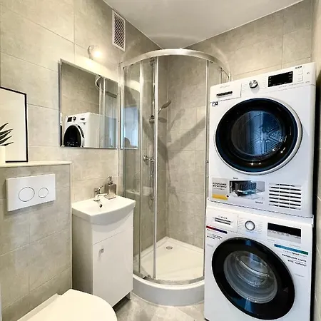 Zielinskiego ~ Self Check-in 24 ~ Parking & Lift Apartment Wroclaw