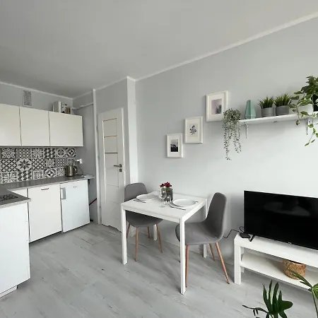 Apartment Zielinskiego ~ Self Check-in 24 ~ Parking & Lift